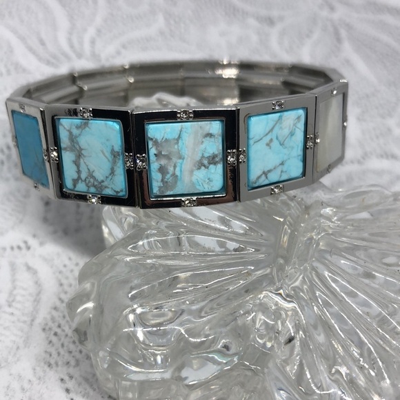 SILVER tone stretch stone and mop inlay bracelet with turquoise like stones. - Picture 3 of 6